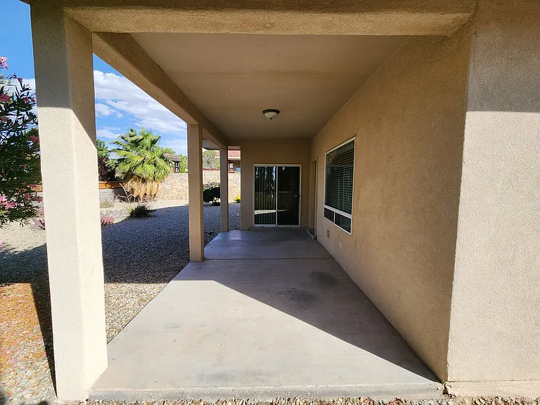 2777 Conventry 2777 Coventry — Photo 43