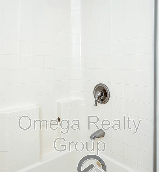 18488 Thoroughbred Dr — Photo 22