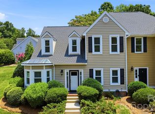 2552 Middlebridge Ln, Charlotte, NC 28270