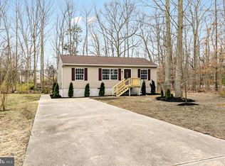 323 Thompson Ave, Chesilhurst, NJ 08089