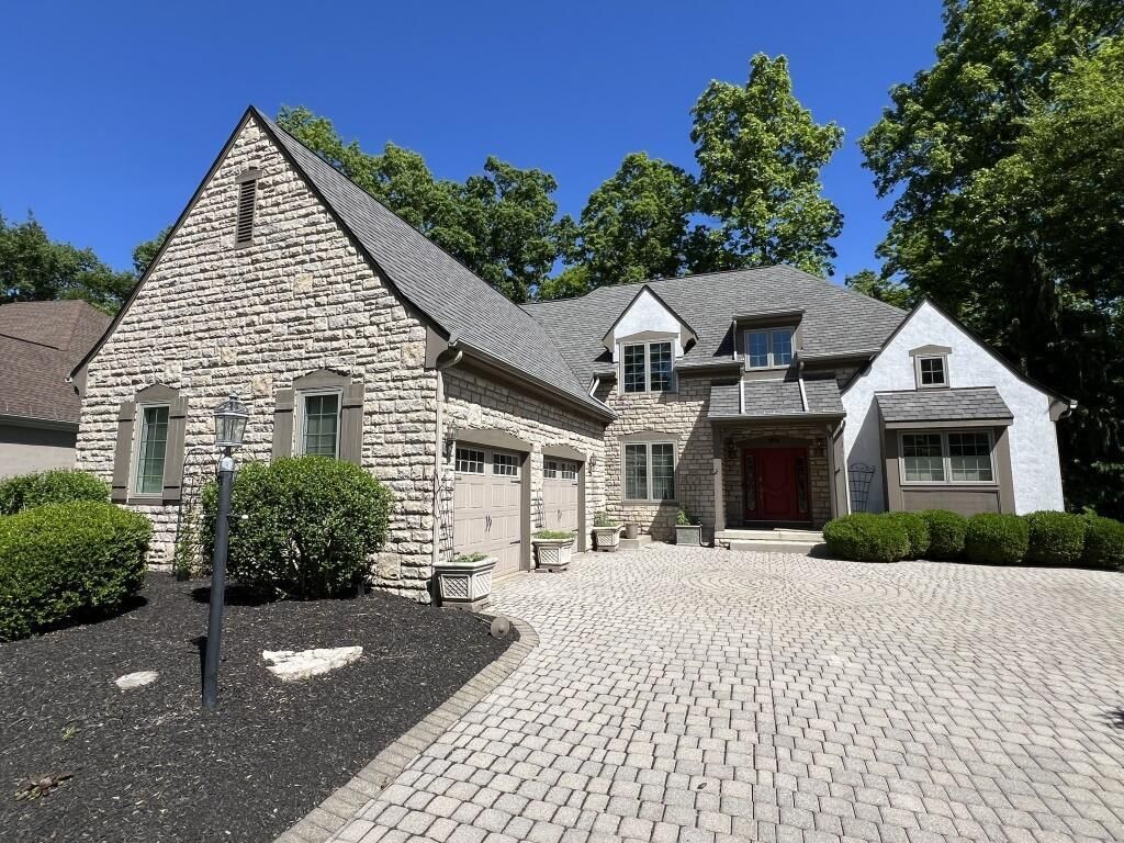 Real estate listing image