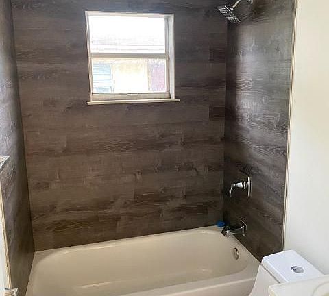 5th image of 628 NW 14th Ave APT 1