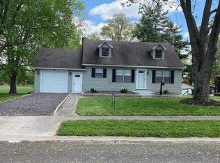 100 Hassinger St, Troy, IL 62294