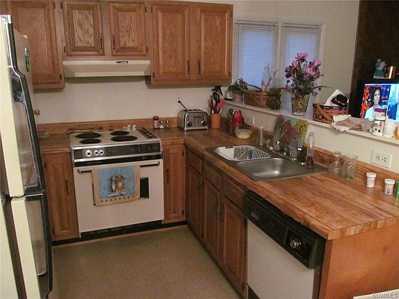 5th image of 7117 Nesbitt Dr