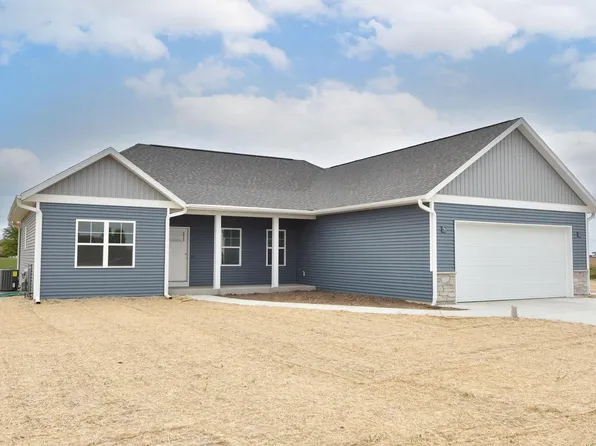 N127 Stonefield DRIVE, Random Lake, WI 53075