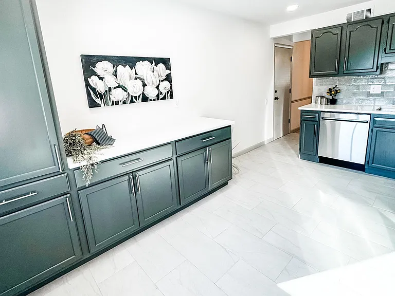 9236 Lavant Dr — Photo 18