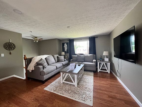 3rd image of 1349 Jennings Ct