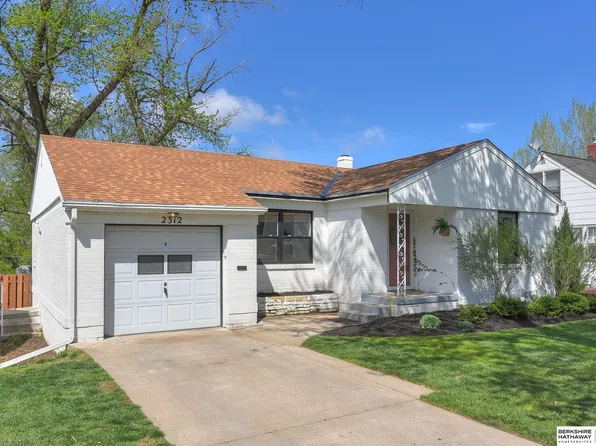 2312 N 61st St, Omaha, NE 68104