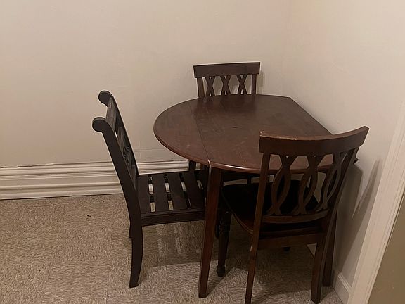 2nd image of 4620 Cedar Ave APT 2