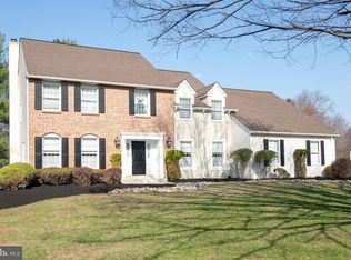 19 Zelkova Dr, Holland, PA
