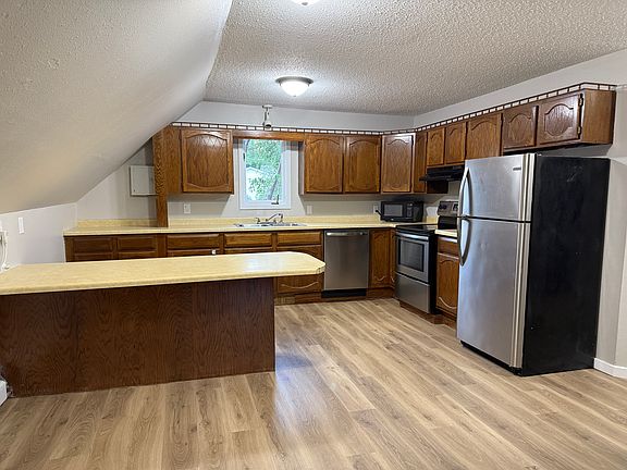 3rd image of 506 1st Ave NW APT B