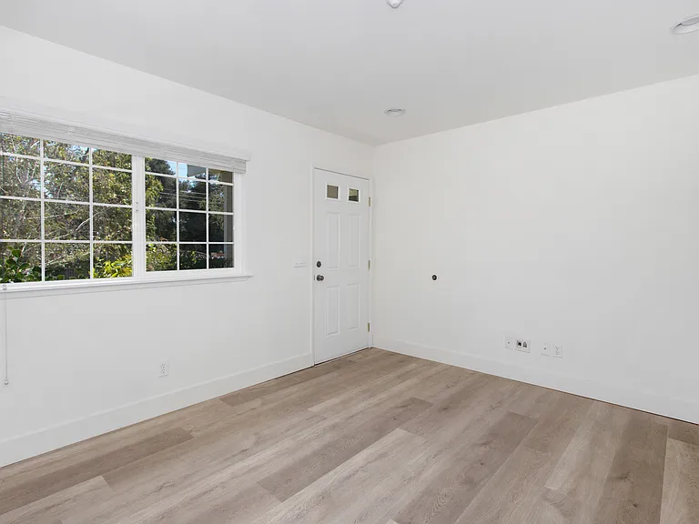 143 Esperanza Ave — Photo 4
