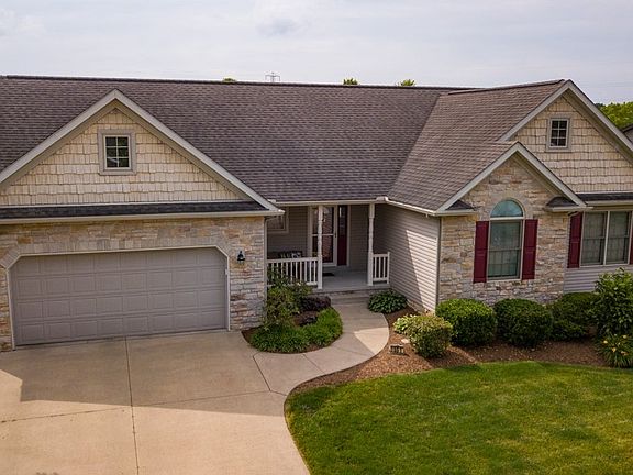 3rd image of 1551 Firethorn Ln