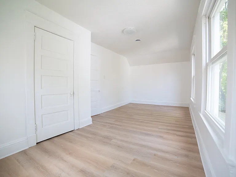 6023 Pear Ave — Photo 3