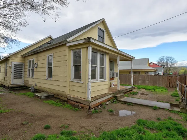 908 W 9th St, The Dalles, OR 97058
