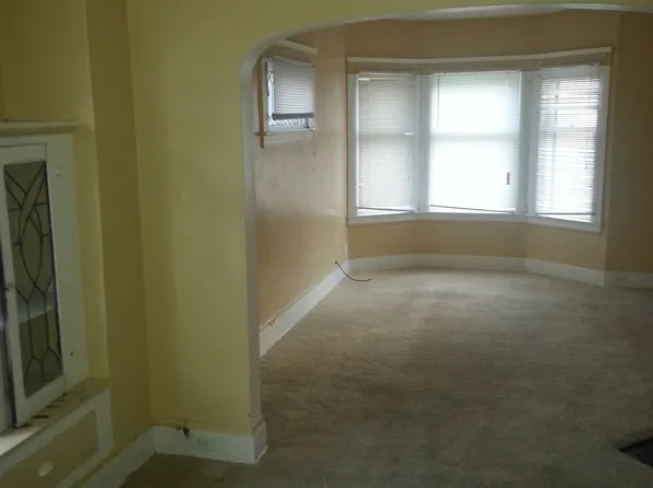 444 E 124th St, Cleveland, OH 44108