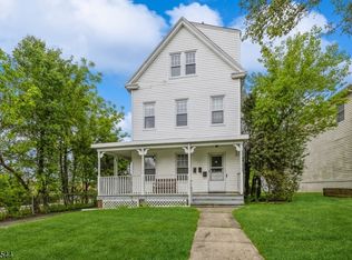 35 Montrose Ave, Verona, NJ 07044