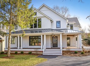 48 South St, Geneva, IL