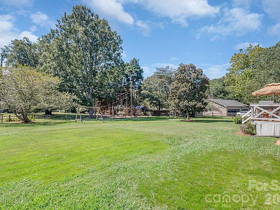 5th image of 13136 Blacksmith Ct