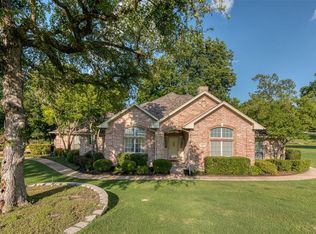 304 Toccoa Rd, Waxahachie, TX 75165