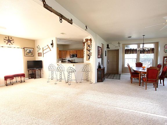 5th image of 2805 E Old Las Palmas Ave