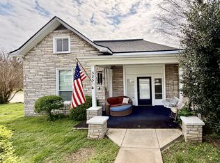 525 E Washington St, Pulaski, TN 38478