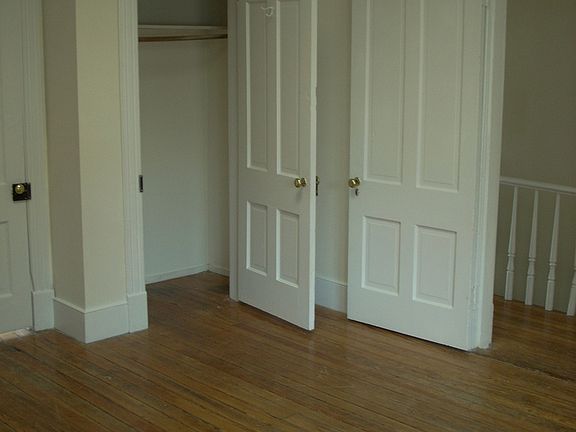 5th image of 218 W Main St #A