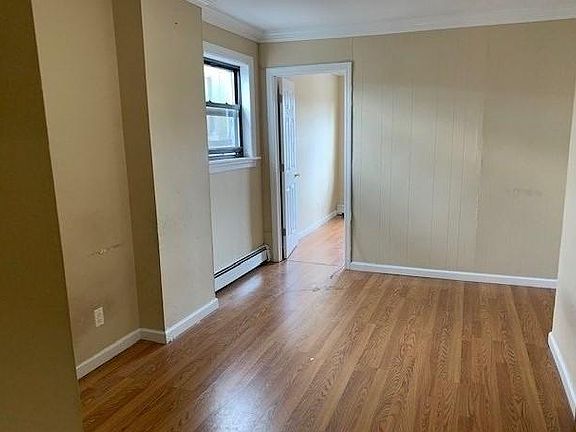 4th image of 1105 Jericho Tpke #3