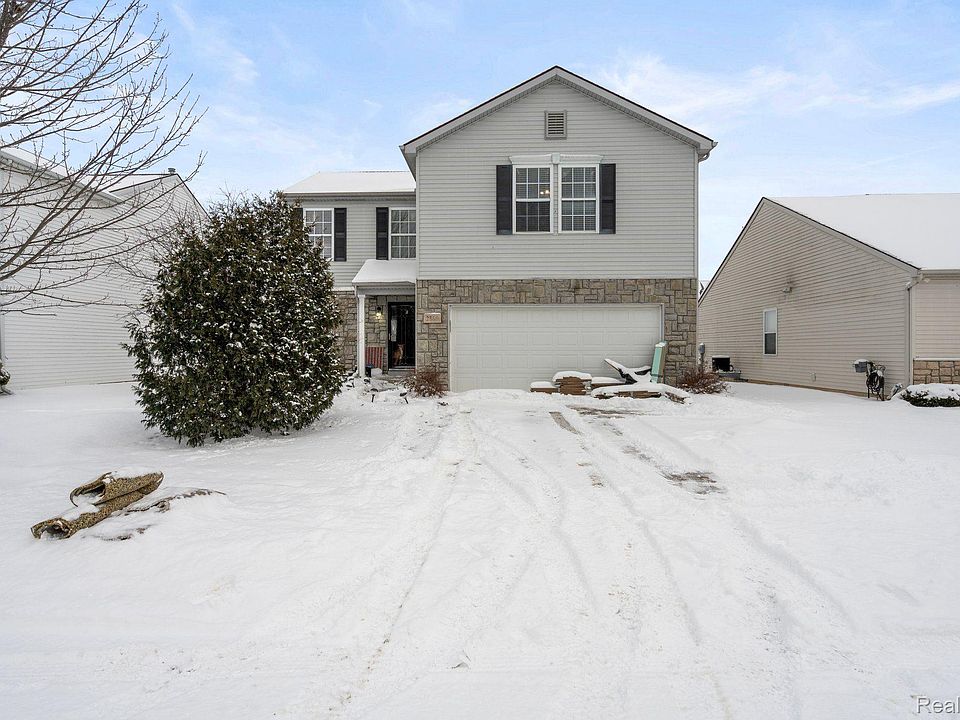 1st image of 2860 W Fork River Dr