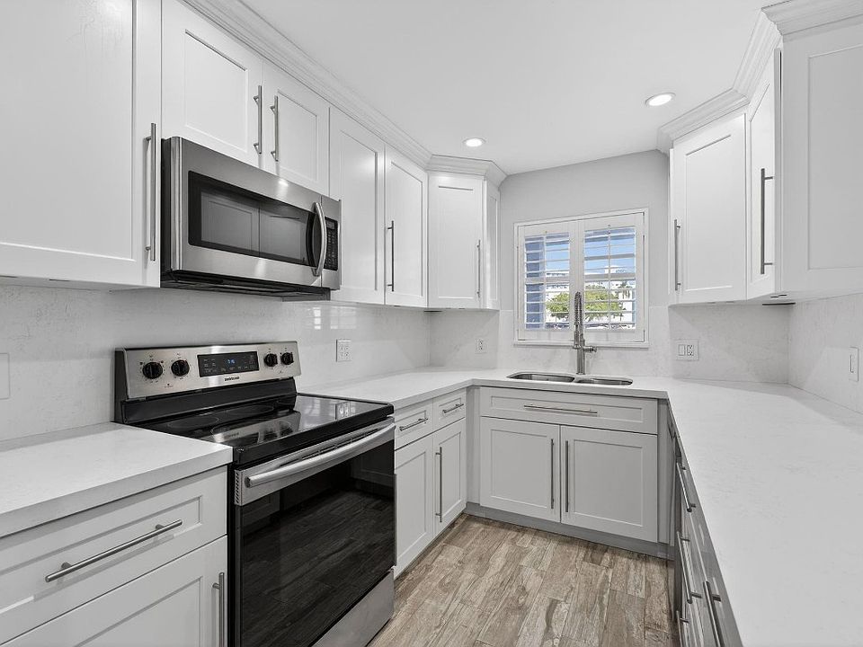 1st image of 2860 NE 14th St #106D