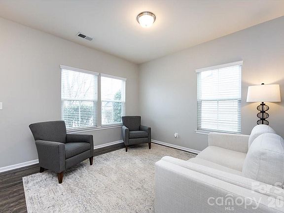 5th image of 11033 Hat Creek Ln