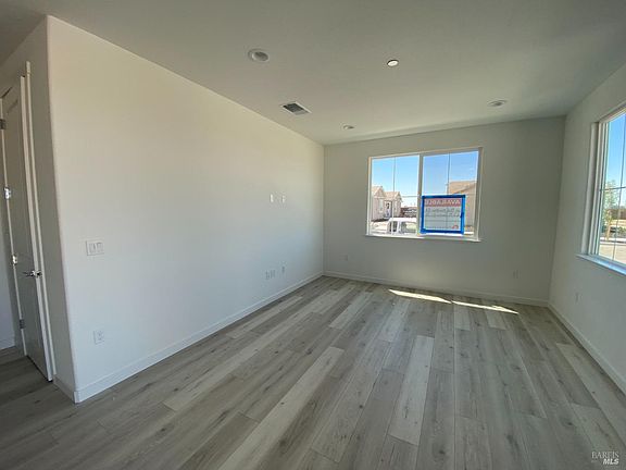 5th image of 2296 Serenity Drive