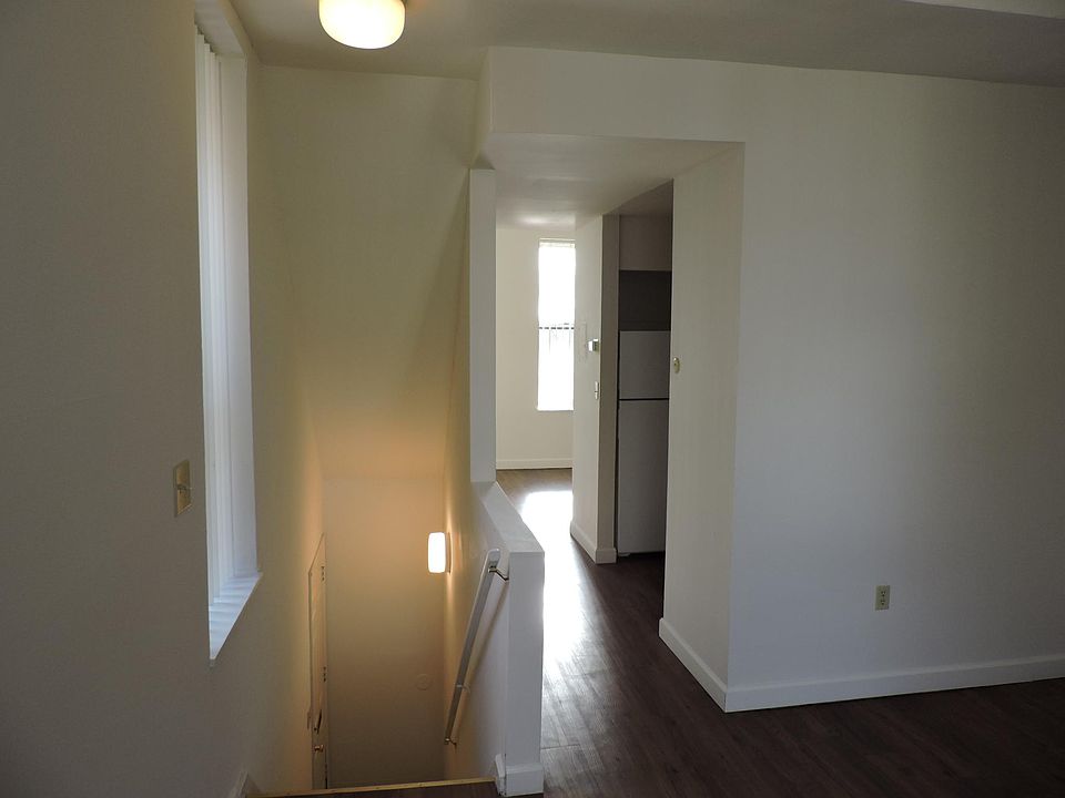 Entrance Living