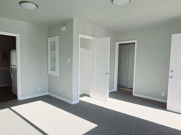 5th image of 1388 W Glenrose Dr