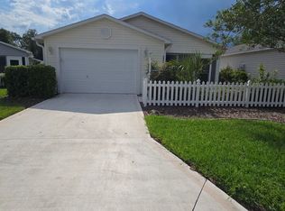 3496 Roanoke St, The Villages, FL 32162
