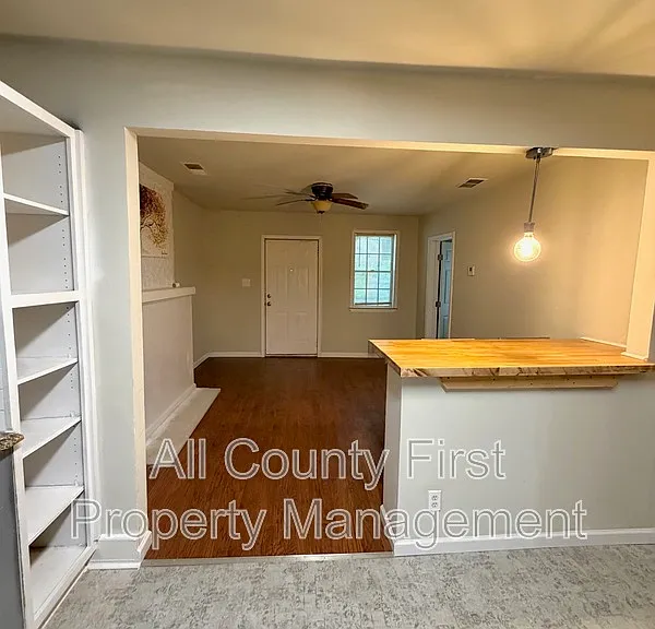 1110 Cato St NW — Photo 5