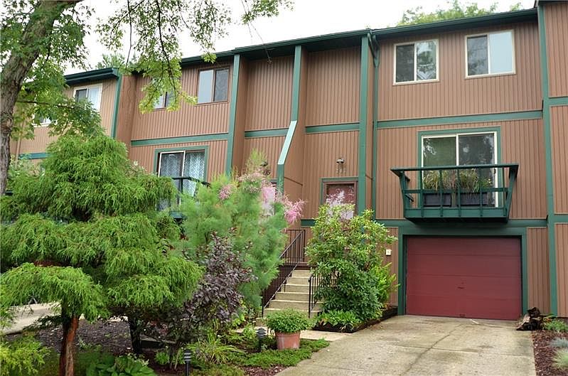 1st image of 207 Bellwood Ct