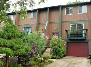 207 Bellwood Ct, Cranberry Township, PA 16066