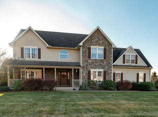 92 Old Cider Mill Rd, Southington, CT 06489