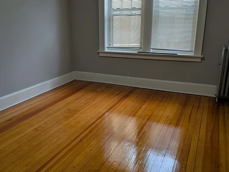 382 Bloomfield Ave — Photo 8
