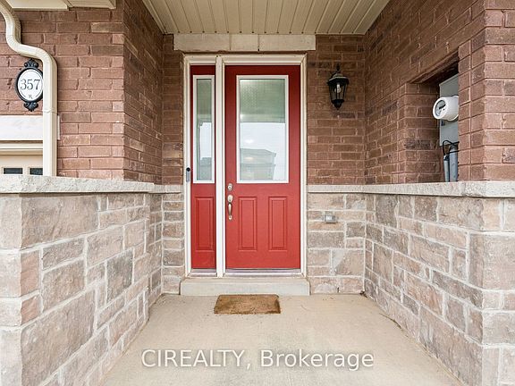 3rd image of 357 Raymond Rd