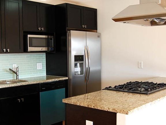 2nd image of 1610 De Kalb Ave #3C
