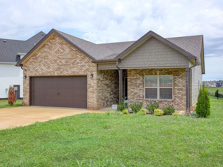2547 Rafiki Dr — Photo 16