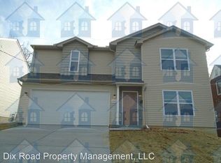 3485 Ridgewood Ave, Cincinnati, OH 45211