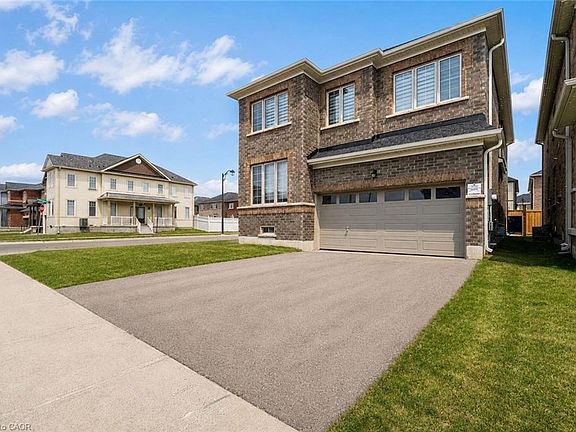 2nd image of 525 Red Elm Rd