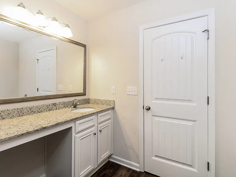 2944 Old Field Rd — Photo 8