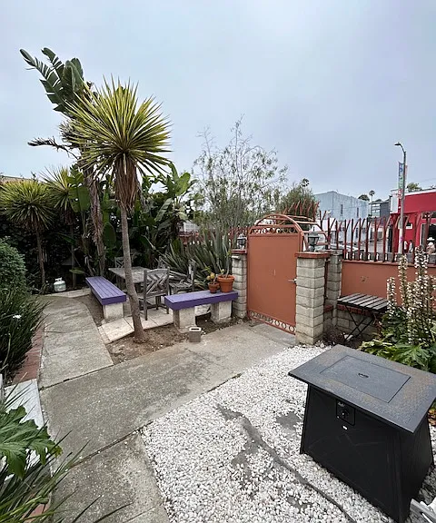 412 1/2 Rose Ave #B — Photo 15