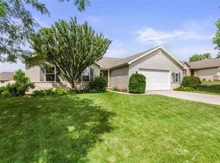 4125 N Trailway Ln, Appleton, WI 54913