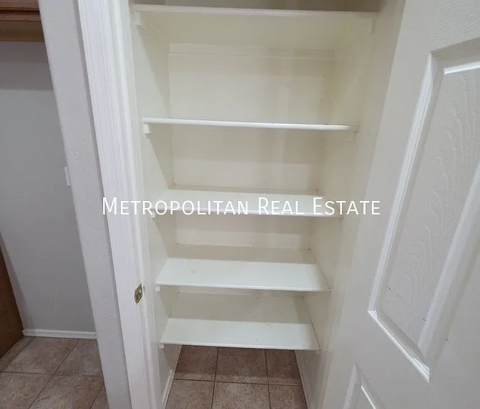 15128 W Grant St — Photo 11