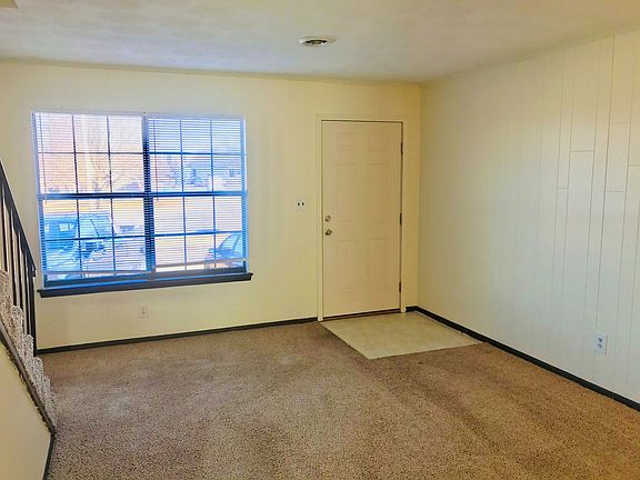 2nd image of 236 E Buena Vista St APT B